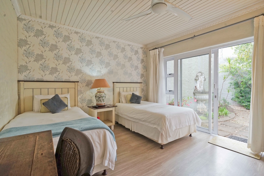 8 Bedroom Property for Sale in Vincent Eastern Cape